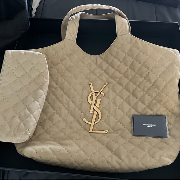 Yves Saint Laurent Handbags - YSL beige leather purse